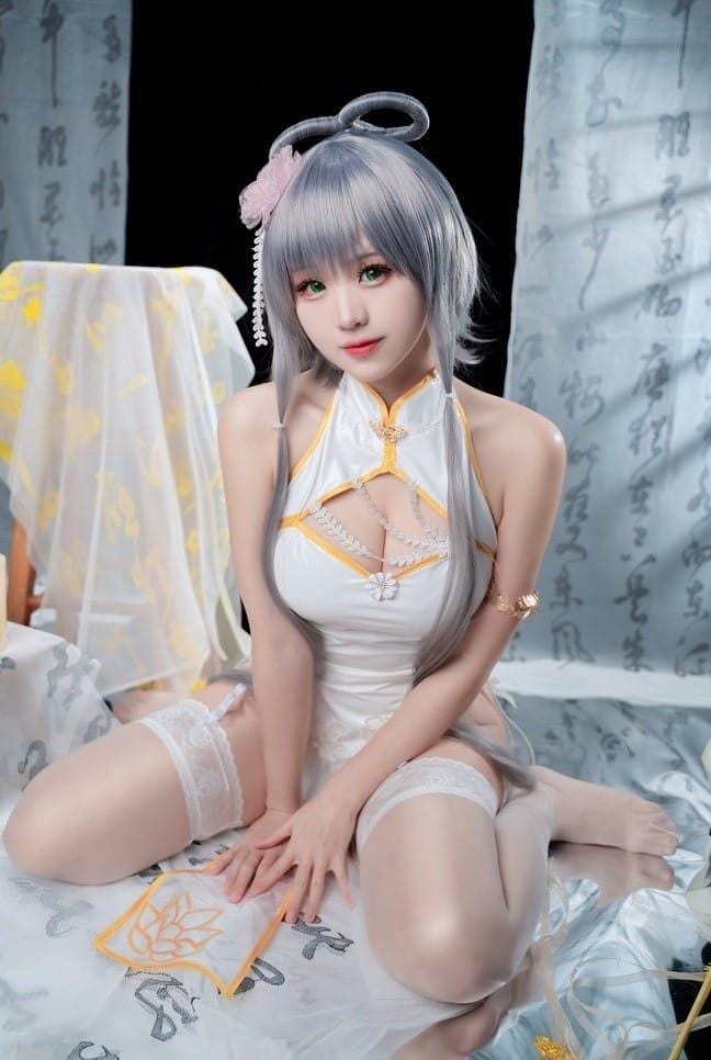 miko酱ww – NO.20 mikoの洛天依旗袍[30P-273MB]