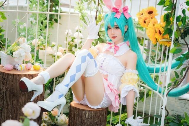 焖焖碳 – NO.047 初音未来复活节兔子[22P-162MB]