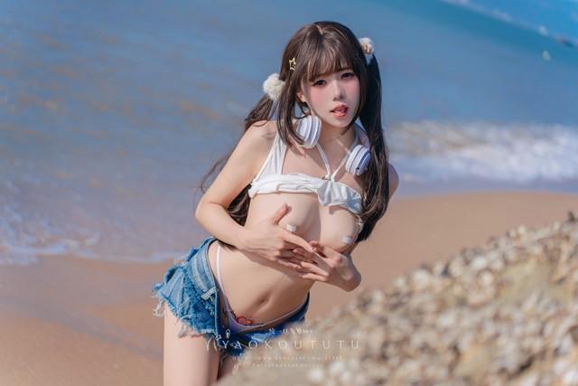 咬一口兔娘(yiko湿润兔) – 八月订阅『海音旋律』Mr.Chu [71P1V 1.44GB]